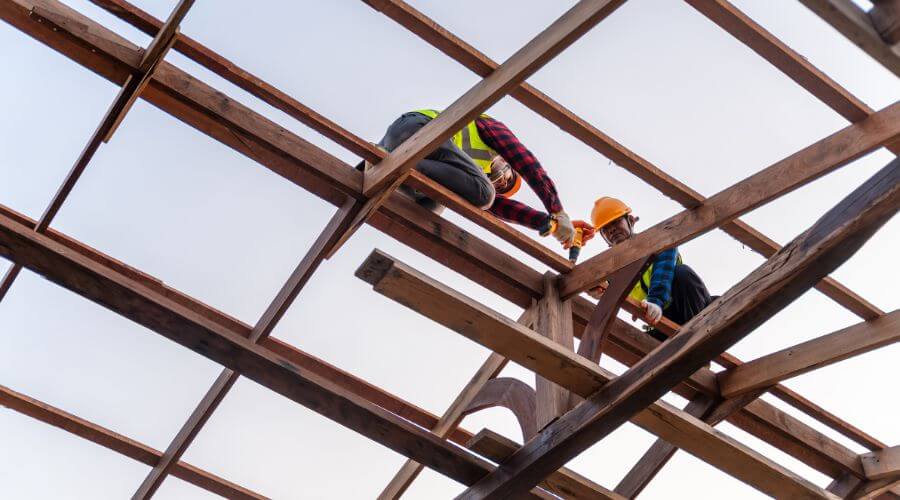 Professional gutter cleaning services in Bowersville, OH